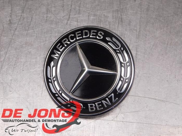 Emblème d'un Mercedes GLB-Klasse, 3 mois de garantie, Utilisé, -, -
