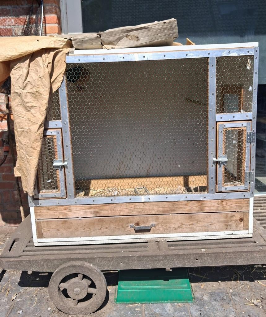 Gratis vogelkooi met schuifbak is GERESERVEERD, Dieren en Toebehoren, Ophalen, Vogelkooi