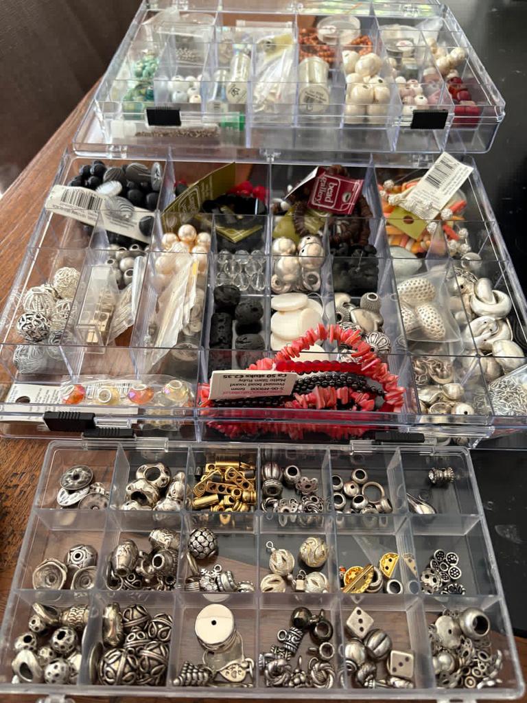 Hobbymateriaal - kralen en toebehoren, Bijoux, Sacs & Beauté, Boîtes de maquillage & Beauty case, Enlèvement, Comme neuf