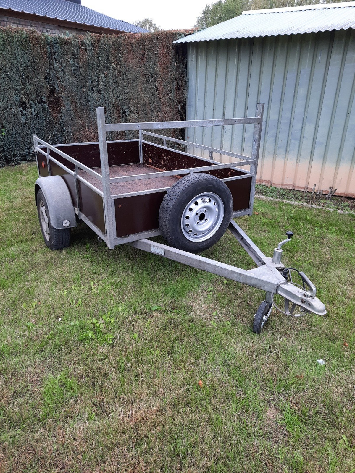Enkelas aanhangwagen / aanhanger, Enlèvement