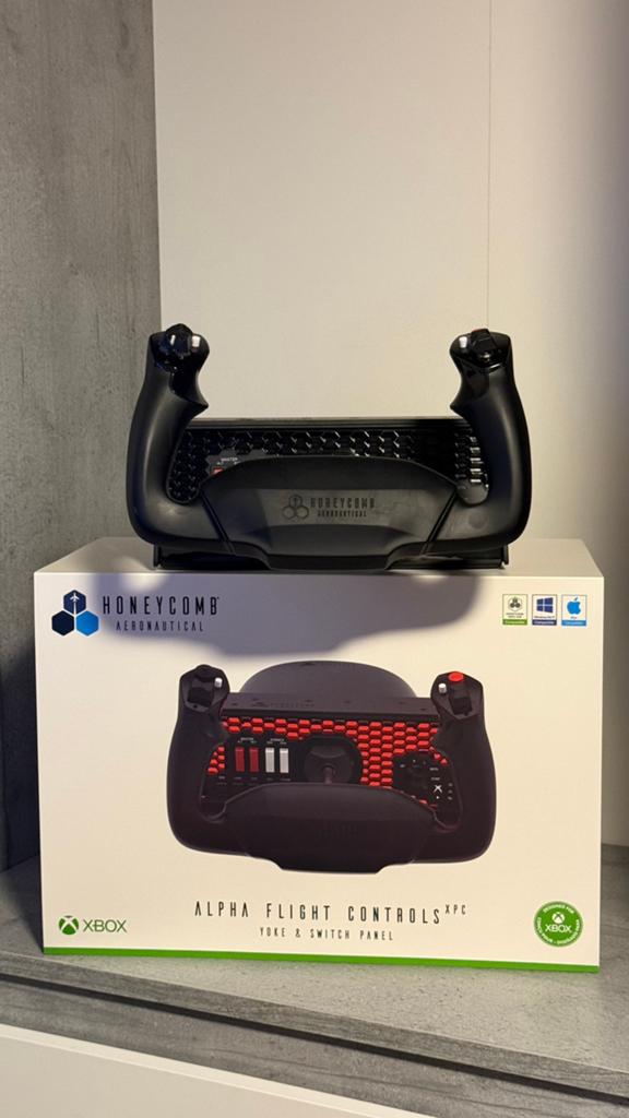Honeycomb Aeronautical Alpha flight controls XPC yoke, Computers en Software, Joysticks, Ophalen of Verzenden, Zo goed als nieuw