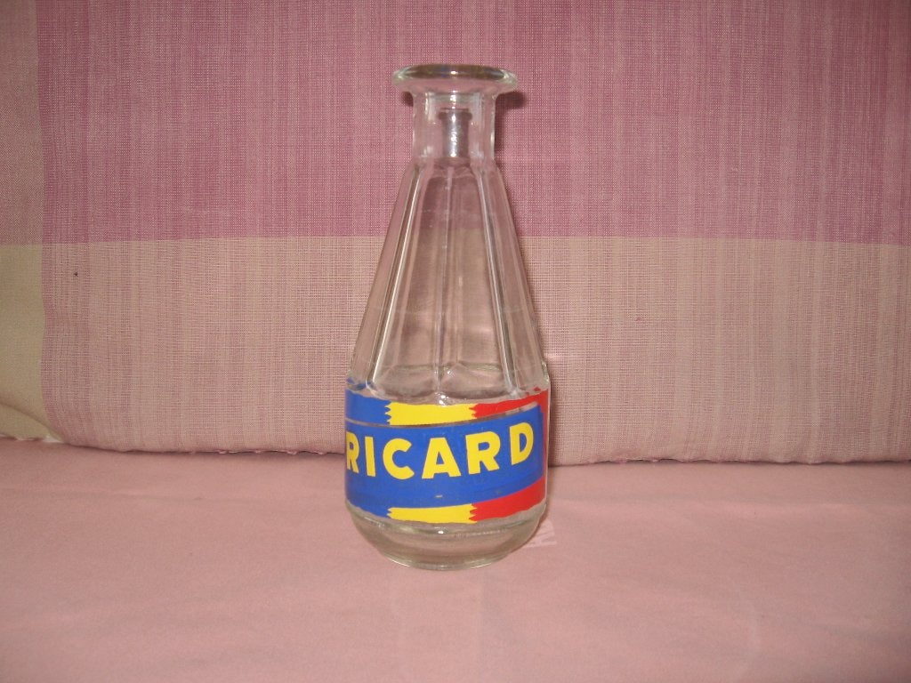 Ricard, carafe en verre, ronde, ancienne, bleu-jaune-rouge.., Enlèvement ou Envoi, Comme neuf, Ustensile