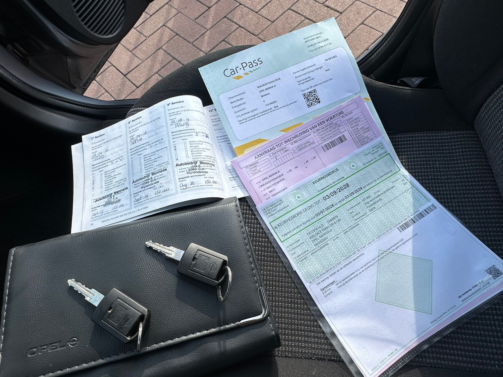 Opel Meriva benzine €4 met airco & CarPlay, Autos, Argent ou Gris, Entreprise, Carnet d'entretien, 5 portes