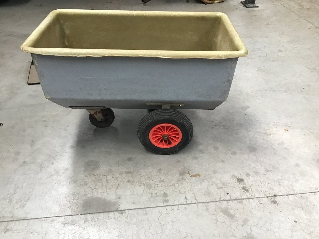 Polyester voerkar