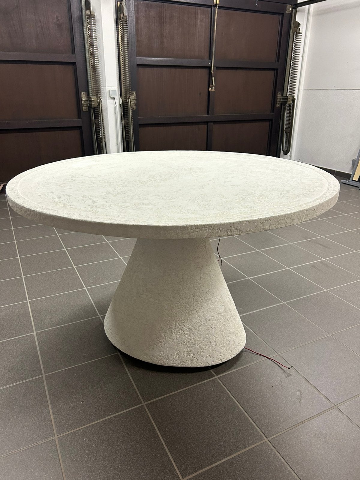 Prachtige mortex tafel diameter 120, Huis en Inrichting, Ophalen, Nieuw