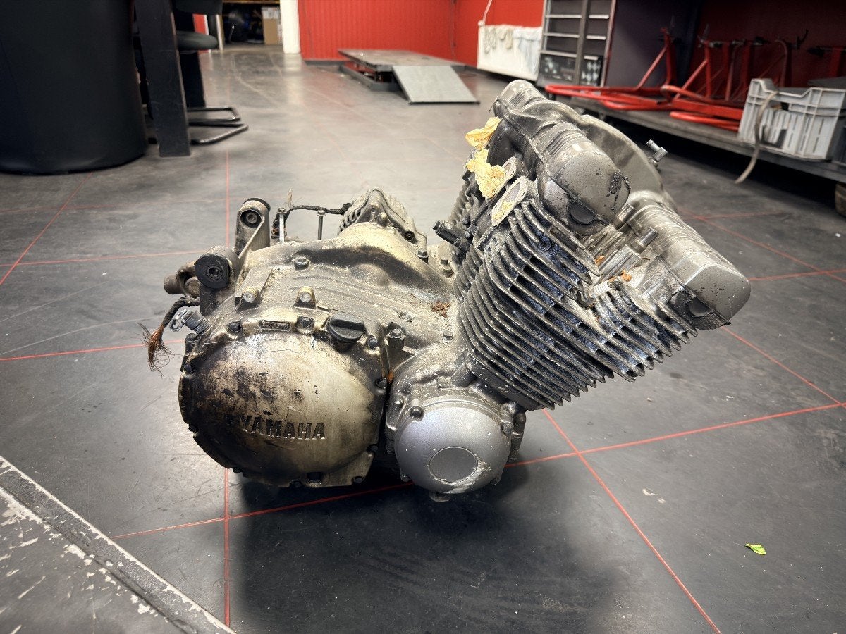 BLOC MOTEUR XJ 900 S Diversion 1995-2004 (XJ900 XJ900 4KM), Yamaha Motor Europe N.V., Utilisé, Customersupport@yamaha-motor.co.uk