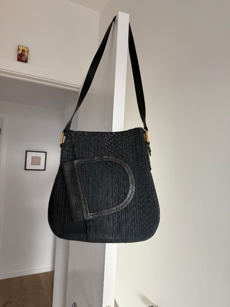 Sac à bandoulière Delvaux Vintage bleu marine - parfait état, Ophalen, Zo goed als nieuw, Blauw, Schoudertasje