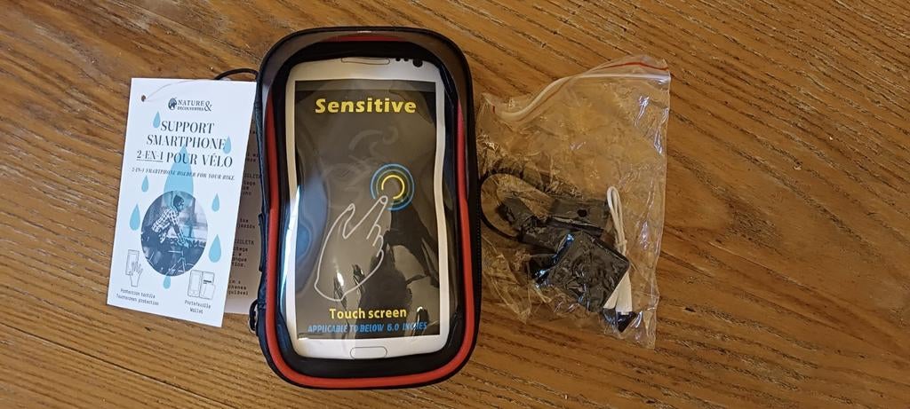 Support smartphone pour vélo * Nature et Découvertes, Enlèvement ou Envoi, Neuf, Autres types