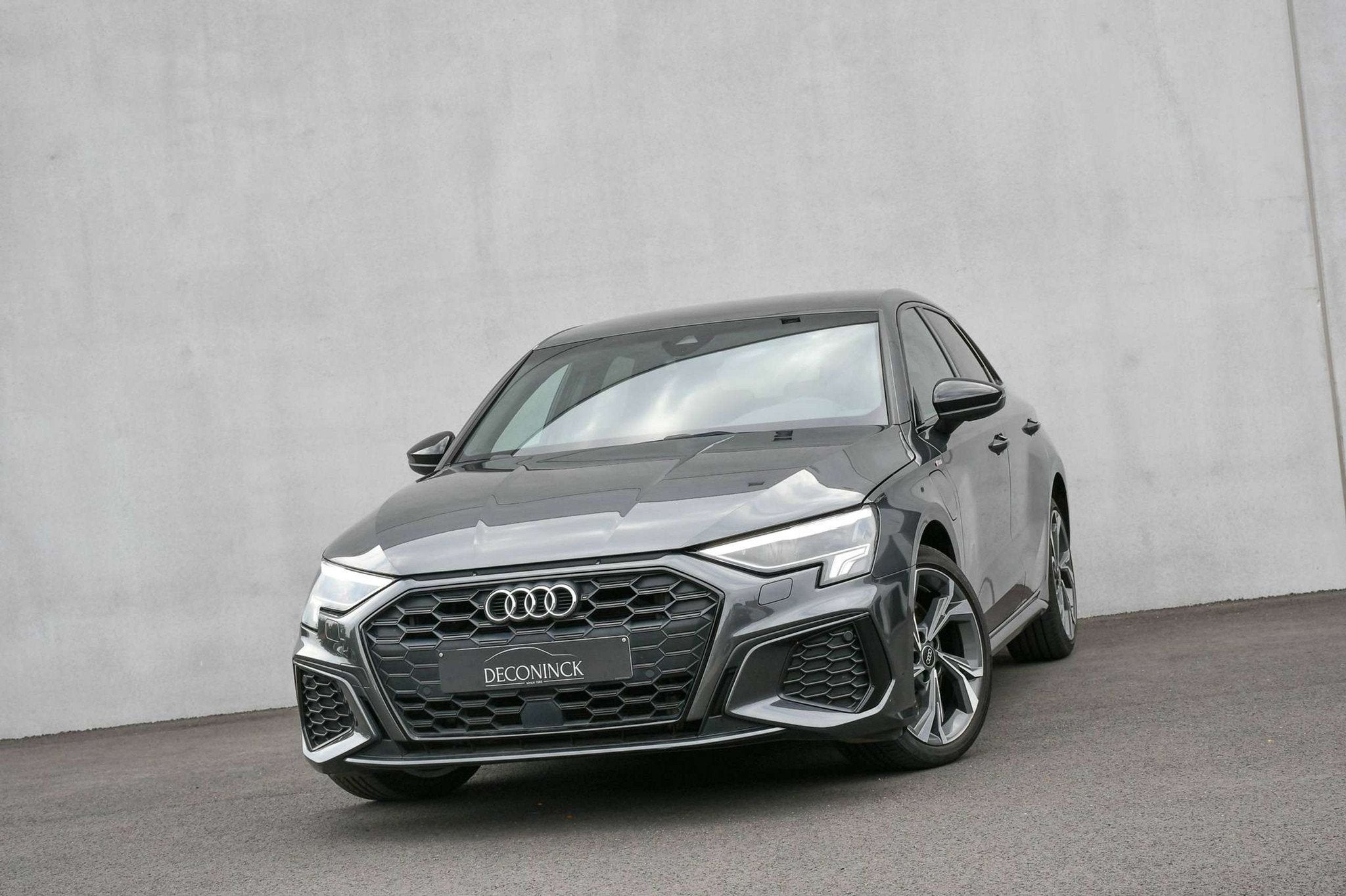 Audi A3 A3 SPORTBACK 45 TFSI e*SLINE*COMPETITION*SPORTSTOELE, Autos, Argent ou Gris, Achat, Euro 6, Entreprise