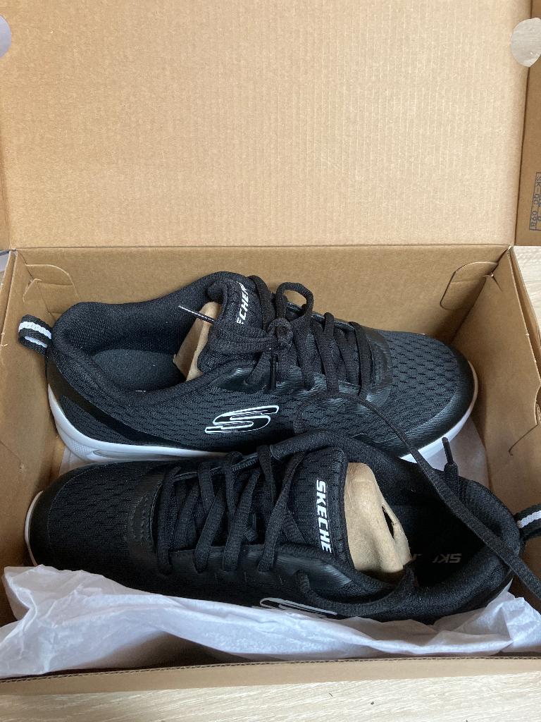 baskets SKECHERS 38, Skechers, Zwart, Ophalen of Verzenden, Zo goed als nieuw