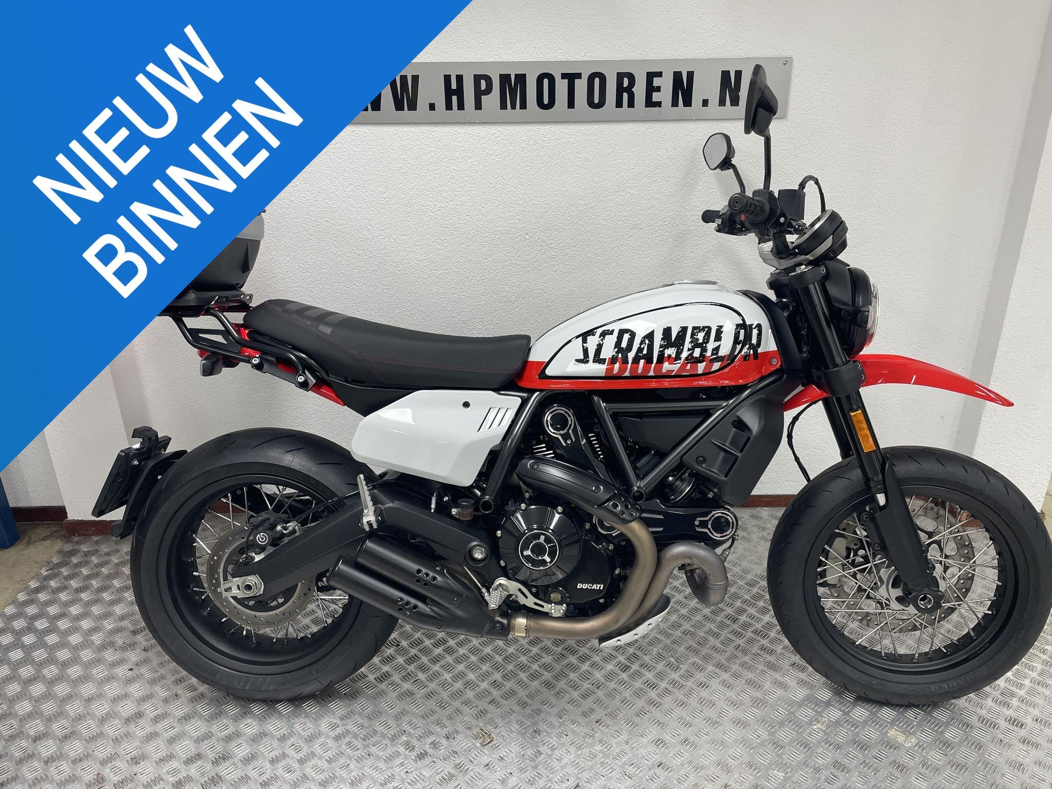 Ducati SCRAMBLER URBAN MOTARD 800 ABS LIMITED BOVAGGARANT, Motoren, Ducati North Europe B.V., Maanweg 174
2516 AB  Den Haag, NL