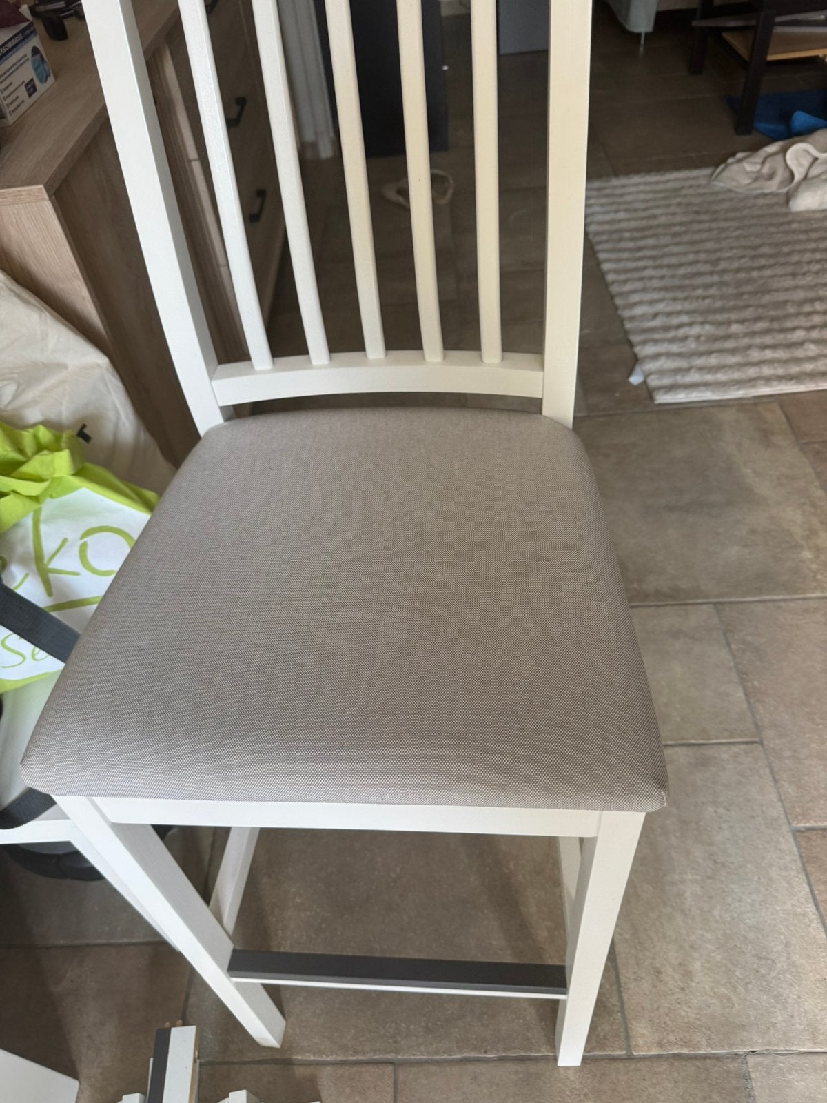 Table haute avec 2 chaises hautes (bar) blanches, Maison & Meubles, Enlèvement, Comme neuf