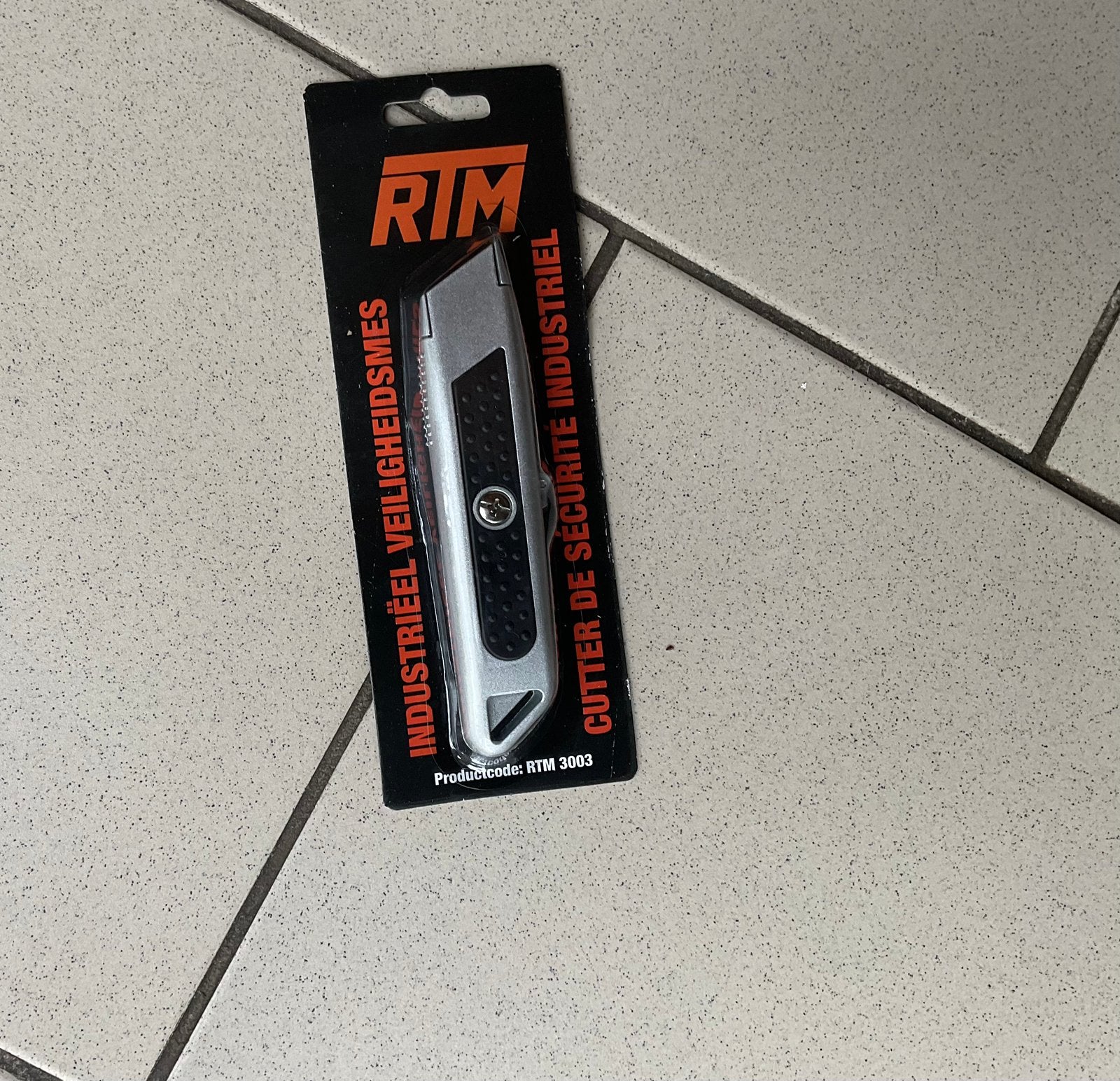 Cutter, Enlèvement ou Envoi, Neuf