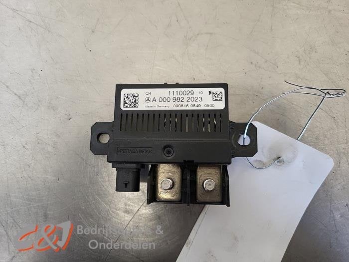 Capteur de batterie d'un Mercedes Vito, Autos : Pièces & Accessoires, 3 mois de garantie, Utilisé, -, -
