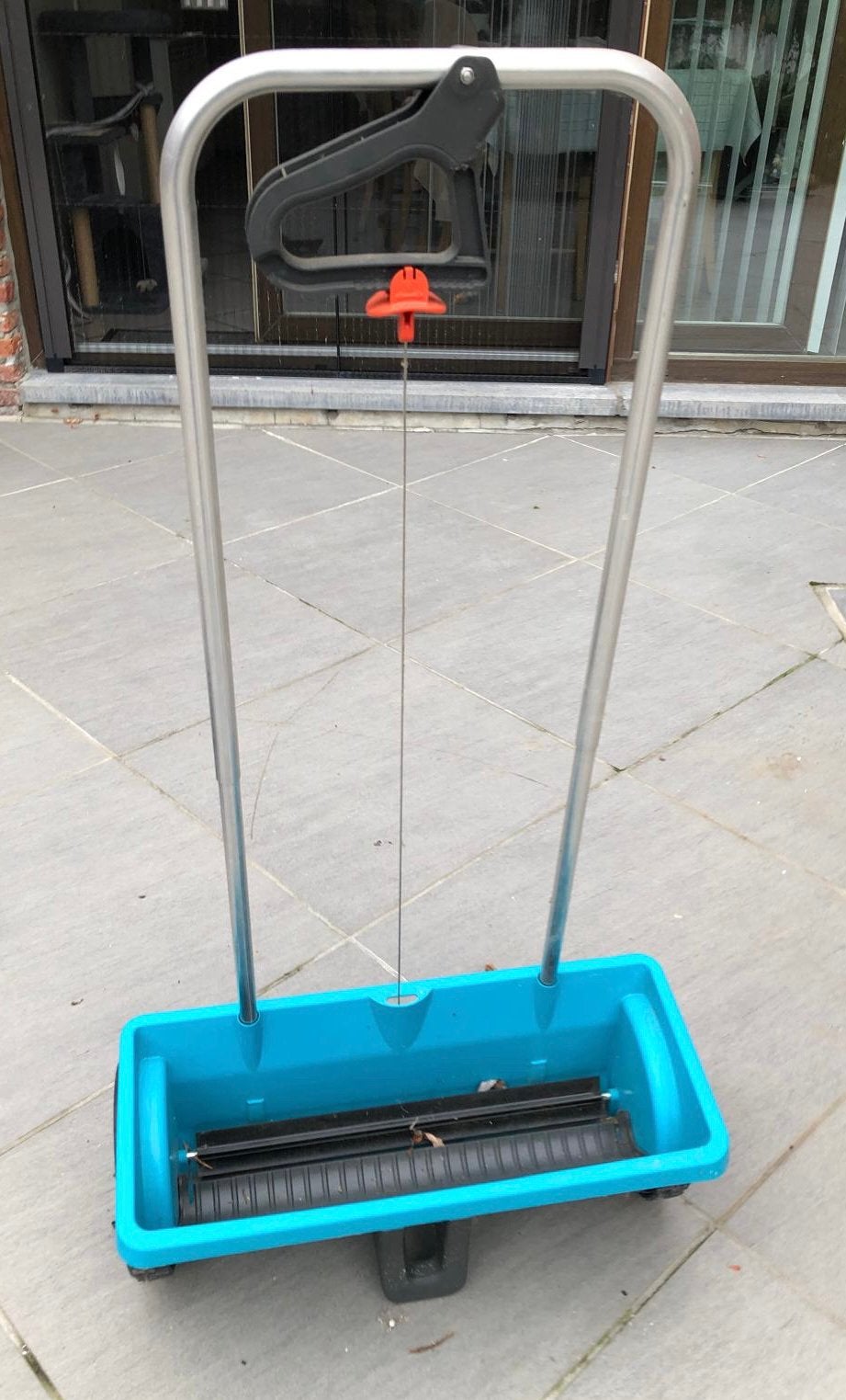 Strooi wagen, Tuin en Terras, Ophalen, Zo goed als nieuw