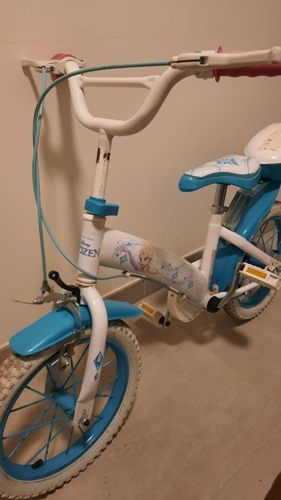 Fiets van 3 tot 4/5 jaar oud met kleine wielen, Fietsen en Brommers
