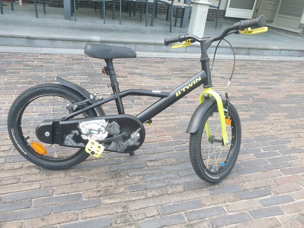 Btwin 500 Dark Hero 16" 4-6 jaar, Enlèvement