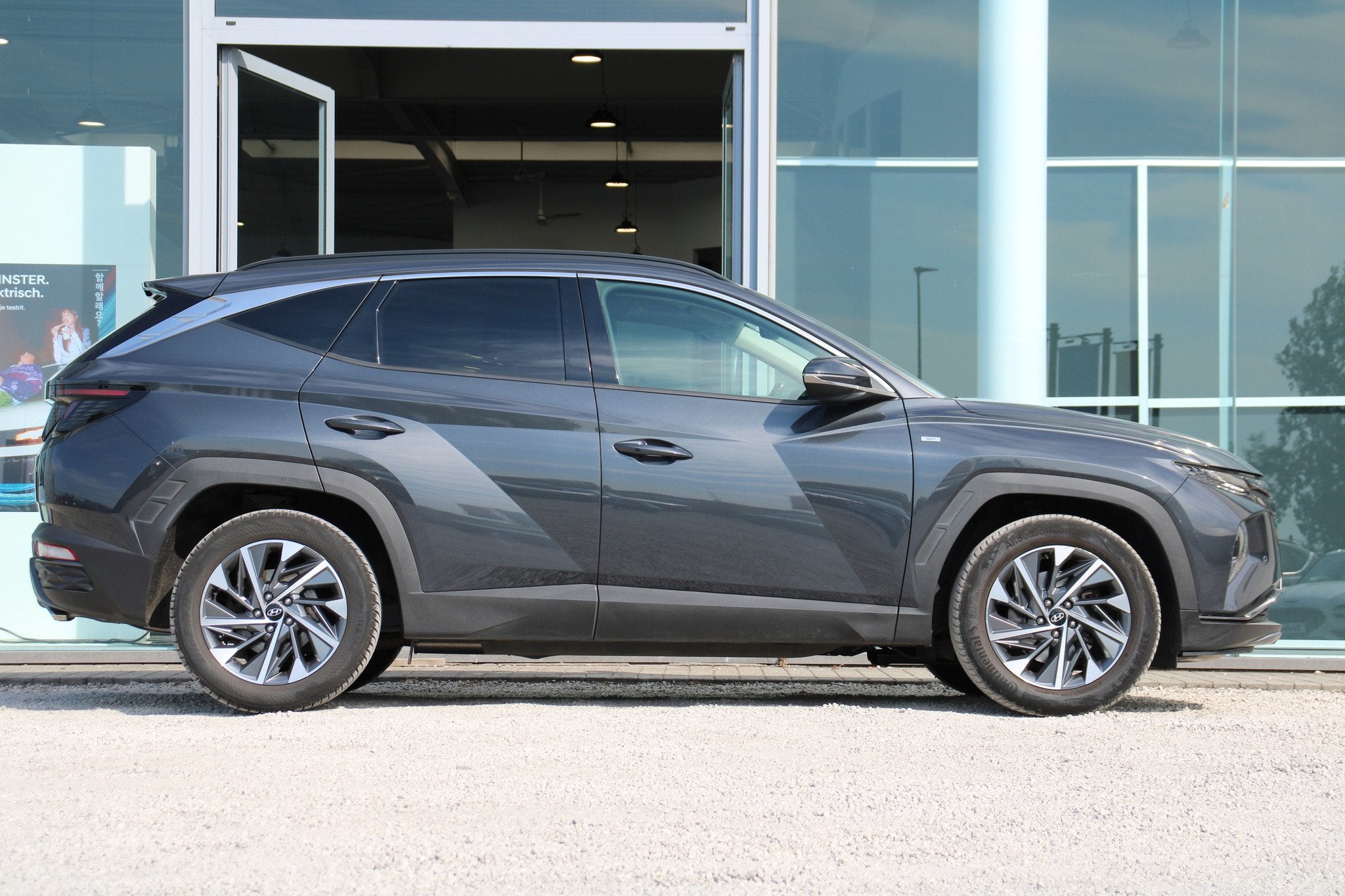 Hyundai Tucson 1.6T 48V Feel Comfort Automaat *LEDER*CAM*, Gebruikt, Bedrijf, 5 deurs, Hybride Elektrisch/Benzine