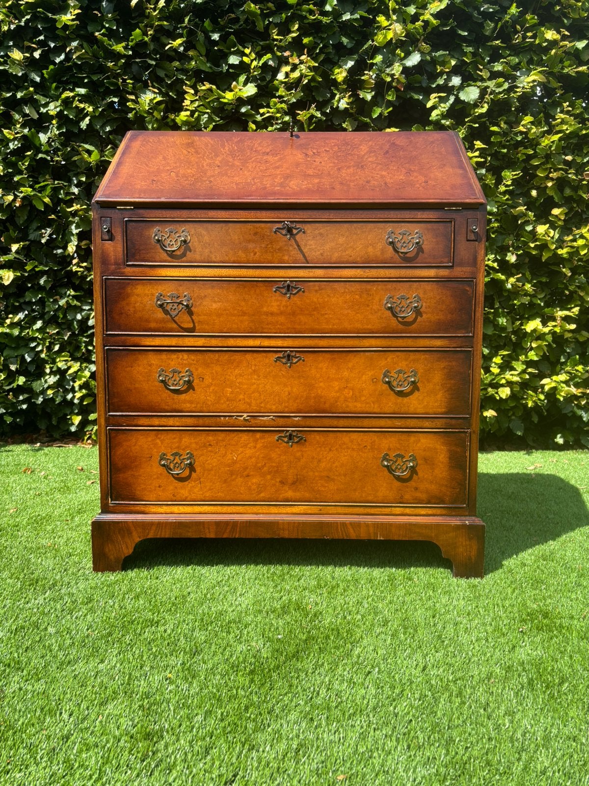 Mahoniehouten schrijftafel Burton Reproductions, jaren 70, Antiek en Kunst, Ophalen