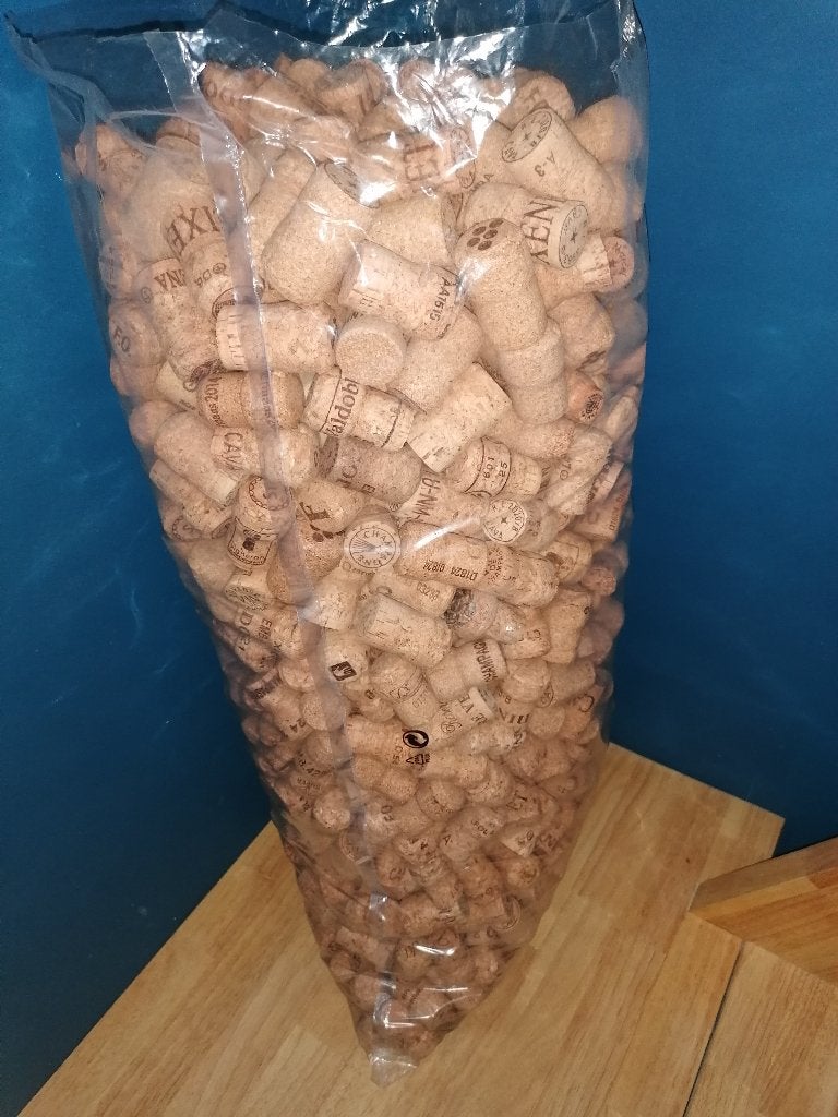 kurken van cava en champagne, Ophalen, Gebruikt