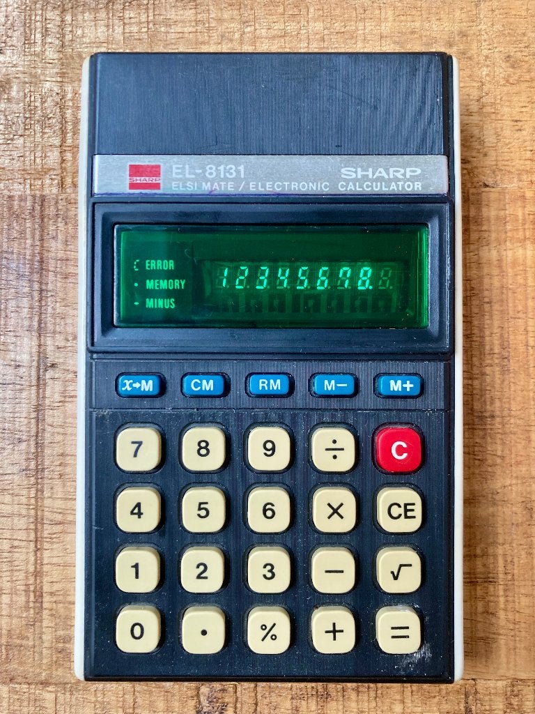Calculatrice Vintage Sharp ELSI MATE EL-8131 (fonctionnelle), Collections, Enlèvement ou Envoi, Ordinateurs et Machines à calculer