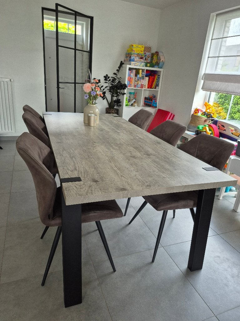 Moderne eetkamertafel met houtmotief, Huis en Inrichting, Tafels | Eettafels, Zo goed als nieuw, 100 tot 150 cm, 200 cm of meer