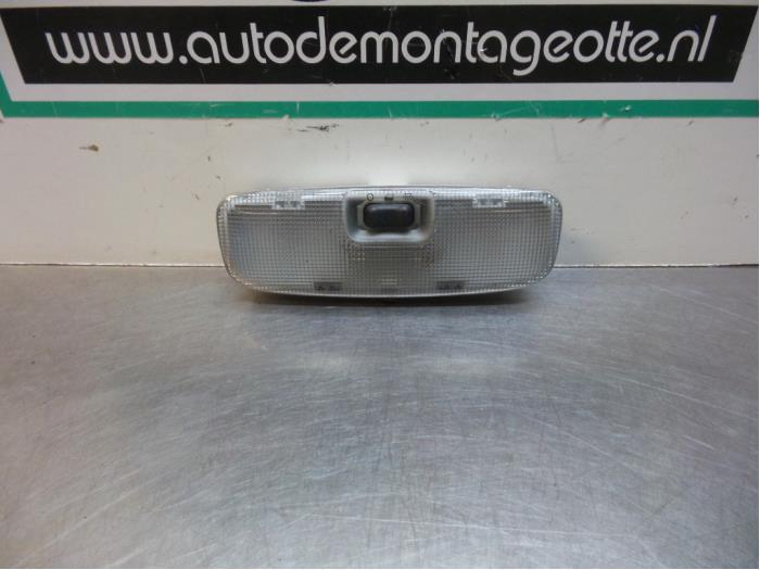 Eclairage intérieur avant d'un Ford Fiesta (Fiesta 02-), -, 3 mois de garantie, -, -