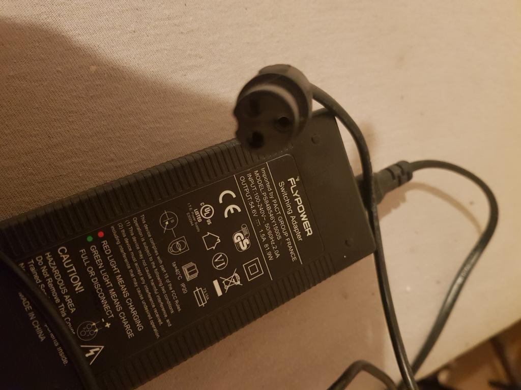 Chargeur pour trottinette, Vélos & Vélomoteurs, Enlèvement