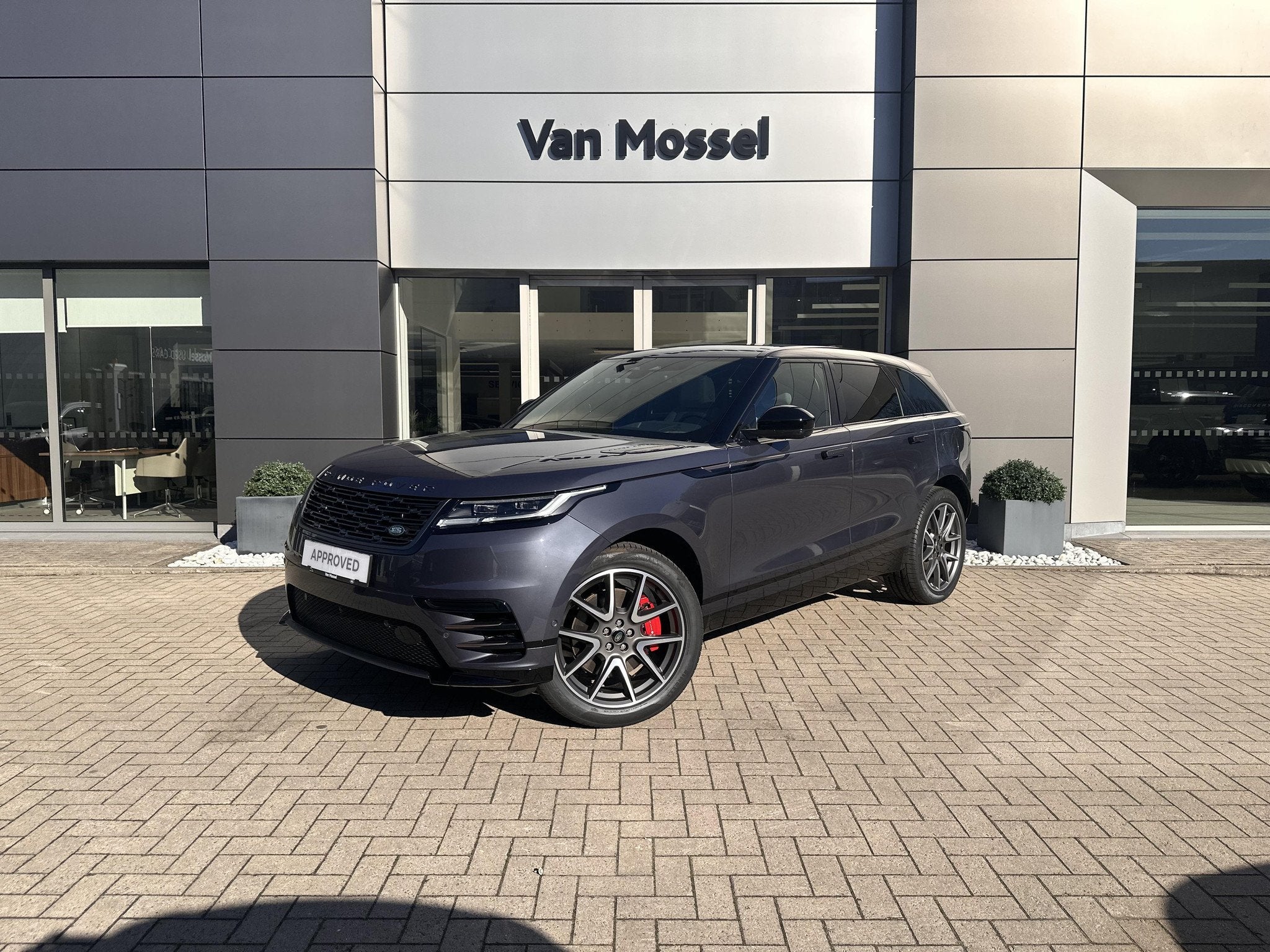 Land Rover Range Rover Velar P400e Dynamic SE AWD, Autos, Cuir, Achat, 42 g/km, Euro 6