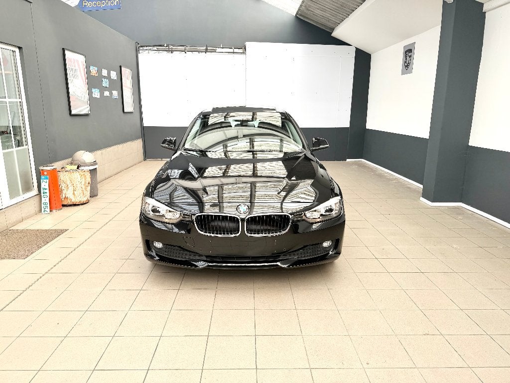 BMW 316 i Berline 07/2015 "62.000 Km" Carnet  Euro 6b, Auto's, 100 kW, 4 deurs, Euro 6, 4 cilinders