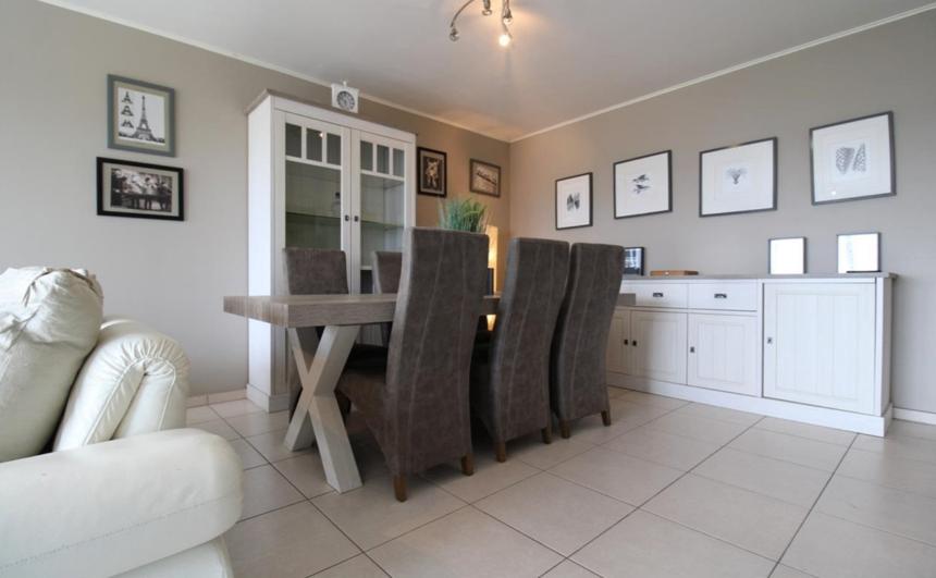 vakantieverblijf ", Vakantie, Vakantiehuizen | België, Antwerpen of Vlaanderen, Appartement, Overige, Aan zee, 2 slaapkamers, Eigenaar