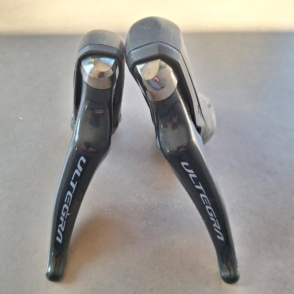 Levier  shimano ultegra 11v disque, Vélos & Vélomoteurs, Enlèvement
