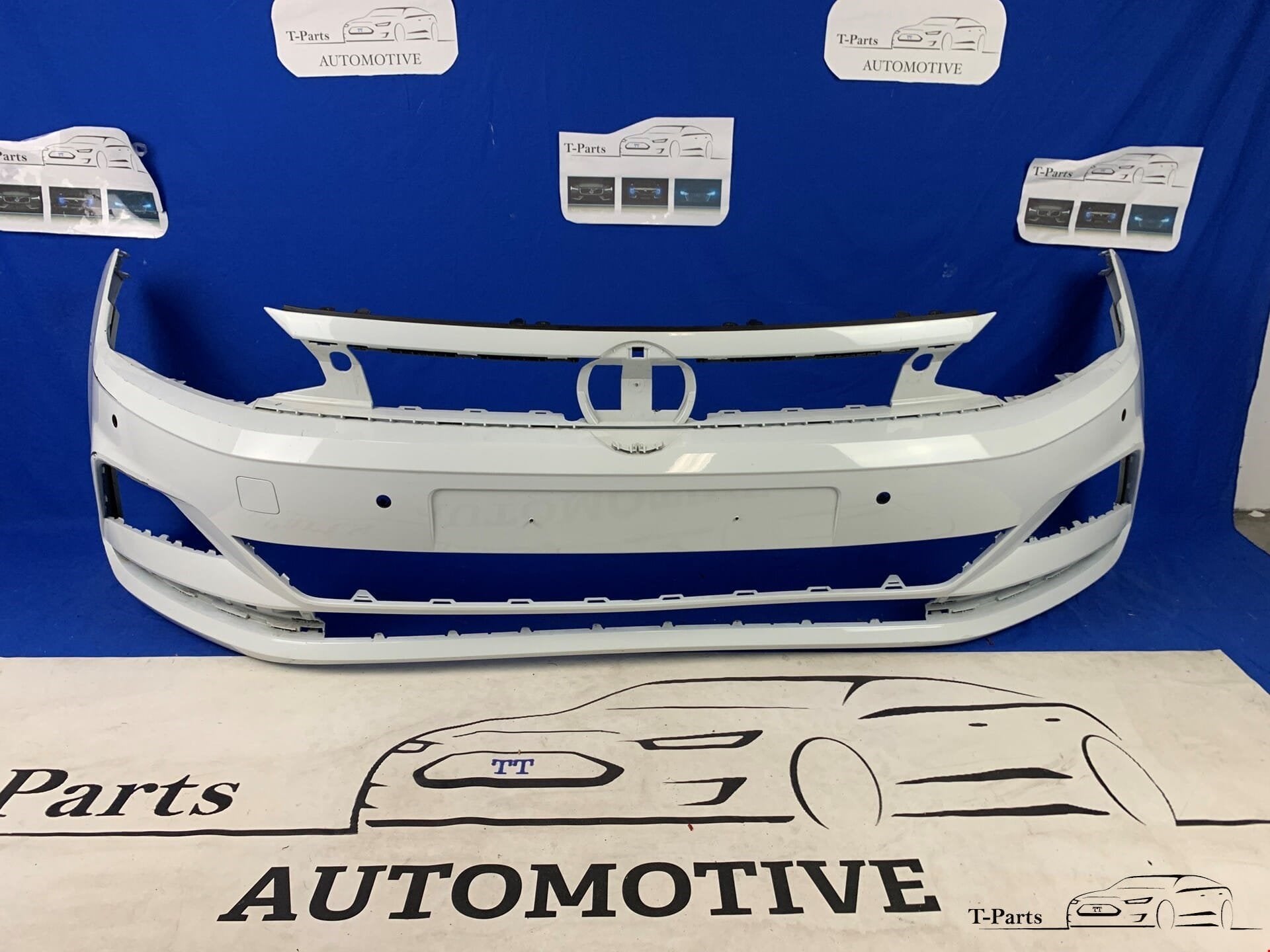 Volkswagen polo 2G voorbumper 4x PDC vw, Info@fabrikant.eu, Bumper, Fabrikantstraat 1
1000 AA  Amsterdam, Fabrikant BV