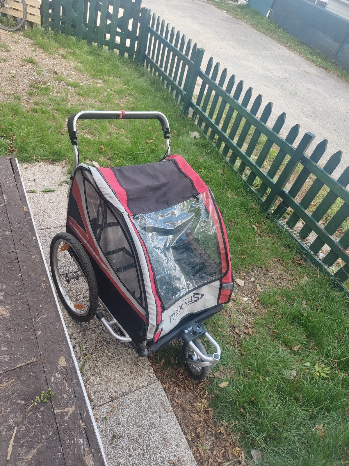 Poussette double 2 enfants spacieuse avec grand coffre, Enfants & Bébés, Enlèvement ou Envoi, Utilisé