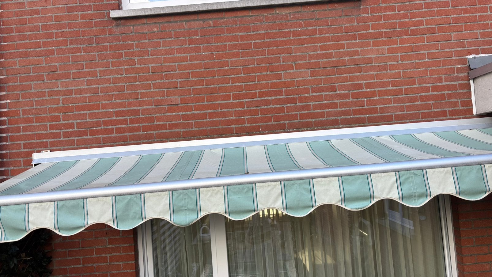 Zonnescherm, Tuin en Terras, Ophalen, Zo goed als nieuw