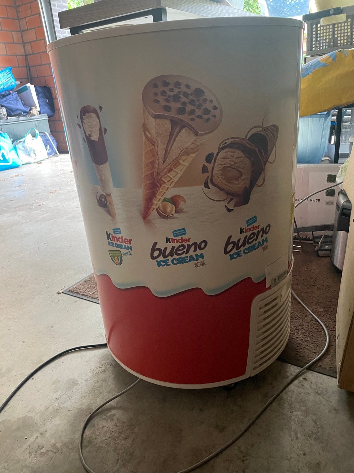 Congélateur Ben & Jerrys ou pour enfants, Enlèvement, Comme neuf