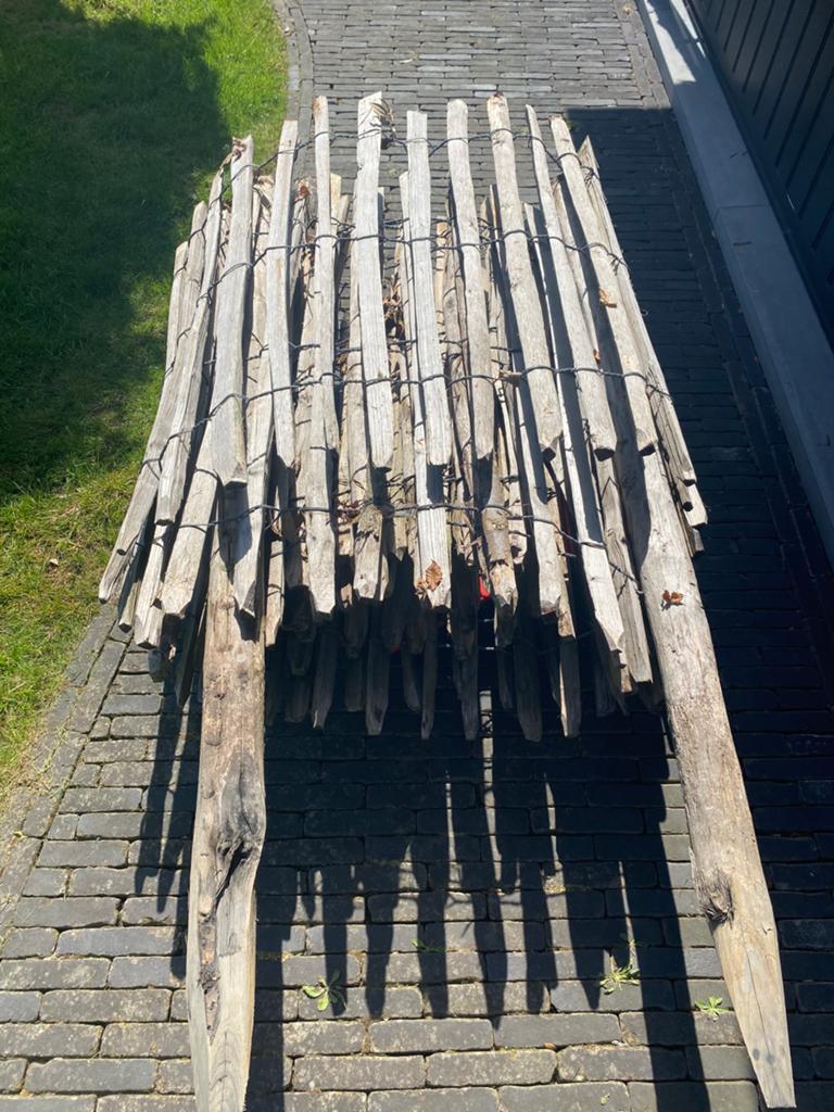 Kastanjehout afsluiting met poortje, Tuin en Terras, Ophalen, Gebruikt, Palen