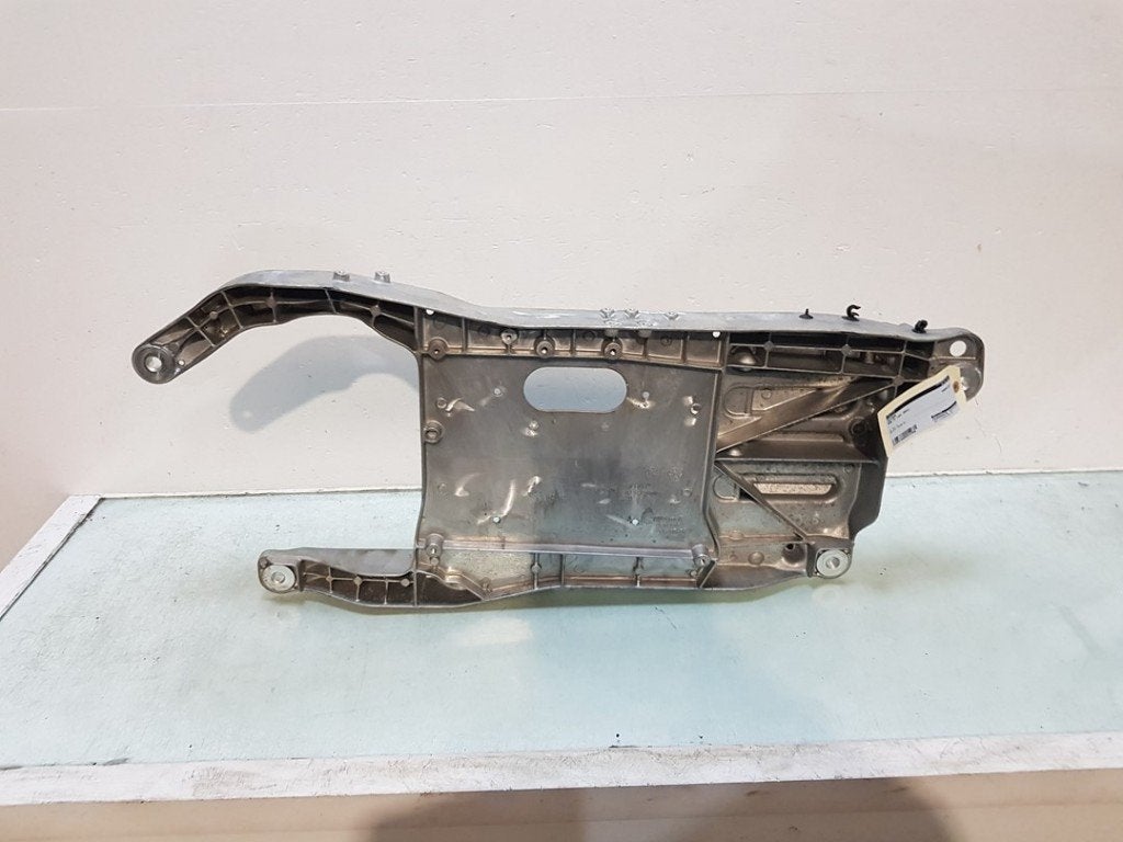 ACCUBAK BMW iX (I20) (01-2021/-) (|9871498|64509871498|), Gebruikt, BMW, Petuelring 130
80809  München, DE, Bayerische Motoren Werke AG
