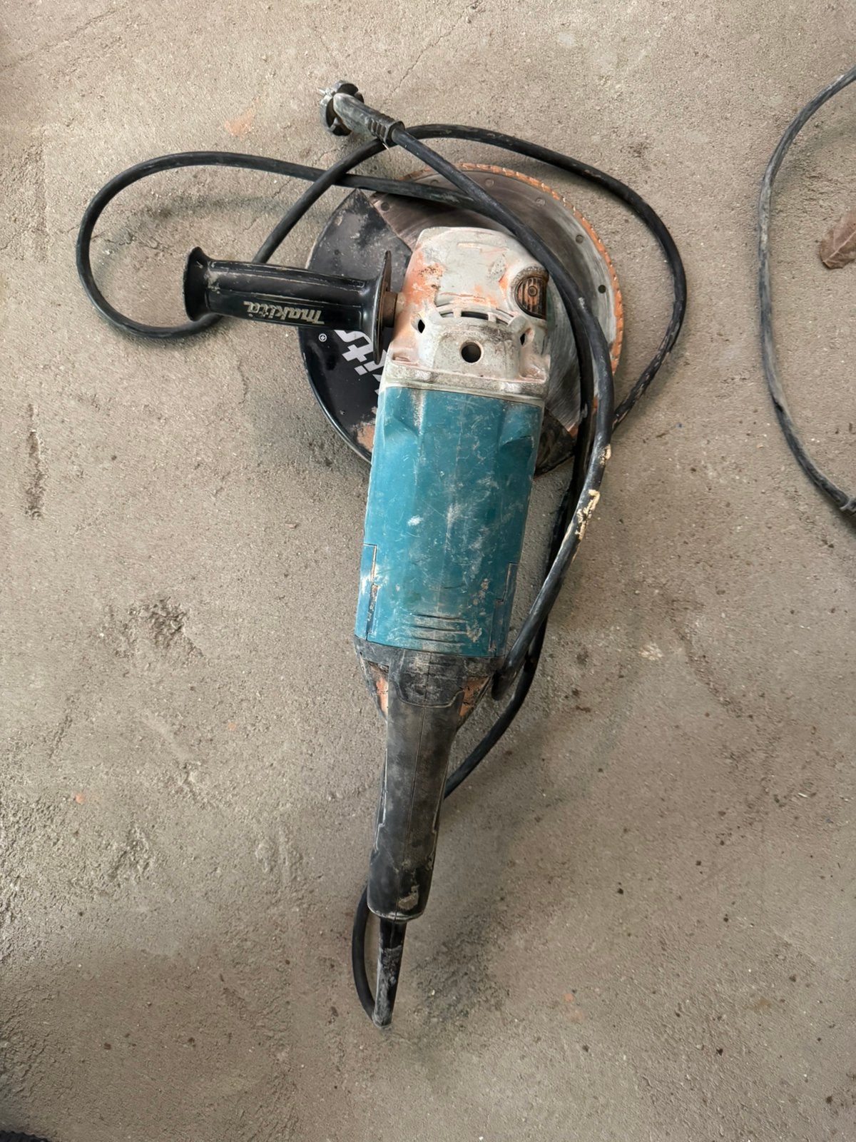 Makita haakse slijpschijf, Ophalen, Gebruikt, Haakse handslijpmachine