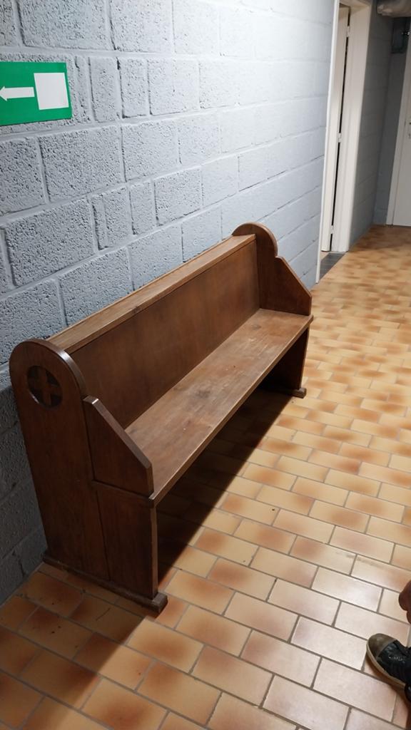 Kerkbanken, Ophalen