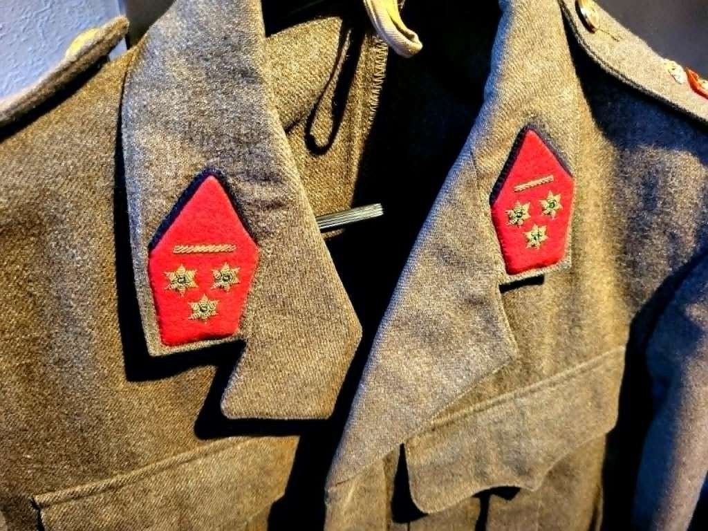 ABL 1952 - Veste de combat Captain Commander, Collections, Objets militaires | Général, Enlèvement ou Envoi, Armée de terre, Vêtements ou Chaussures
