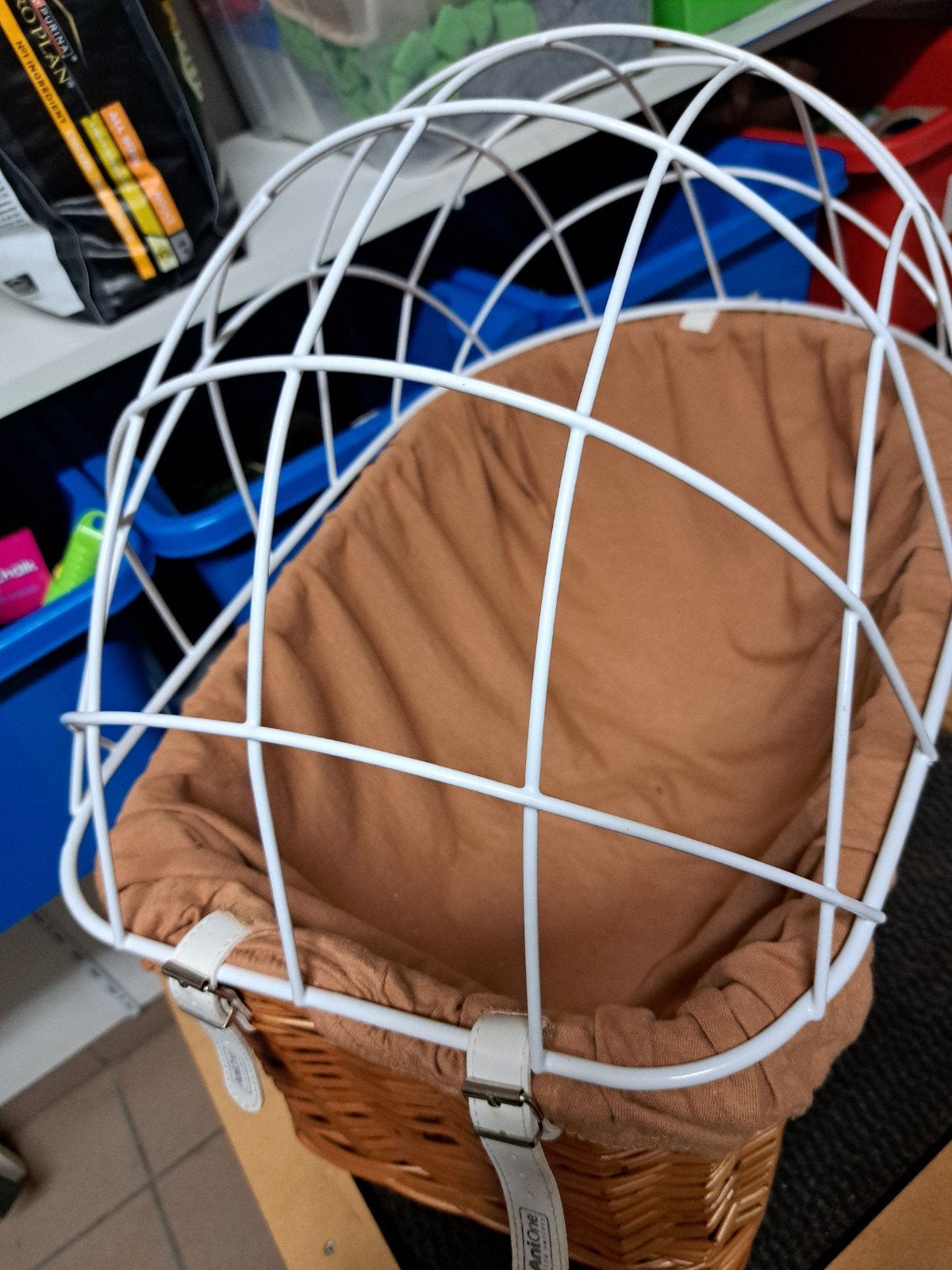 fietsmand gebruikt voor onze cavalier, Dieren en Toebehoren, Ophalen, Nieuw, Riet