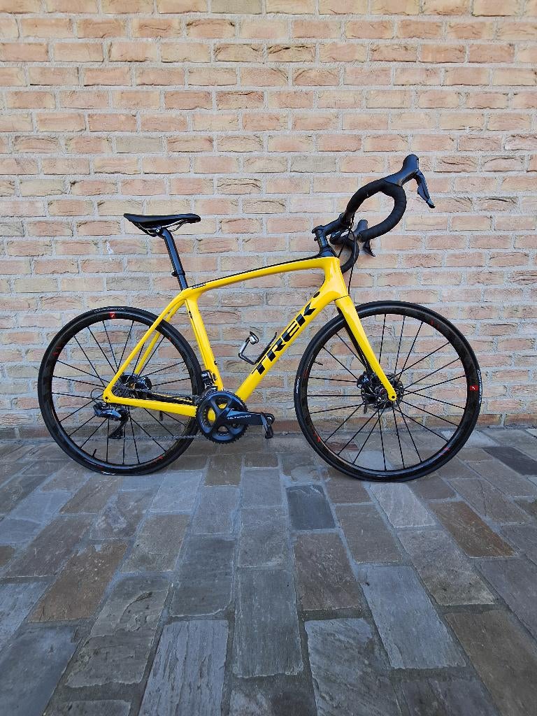 TREK Domane SLR7 DISC (Ultegra Di2) Maat 56 (medium), Fietsen en Brommers, 28 inch, Gebruikt, Carbon, Heren