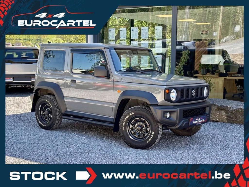 Suzuki Jimny Jimny 1.5i 102 CV | CLIM | ATTACHE REM | 28.990, Autos, Euro 6, Entreprise, Boîte manuelle, Noir