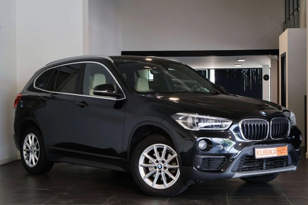 BMW X1 X1 1.5iA sDrive18 Trekhaak CruiseC Keyless Garantie*, Gebruikt, Leder, Bedrijf, 5 deurs