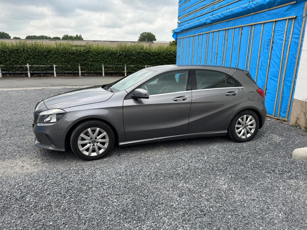 Mercedes-Benz A180 BTW inclusief, Auto's, Mercedes-Benz, Leder en Stof, 127 g/km, 1595 cc, 5 deurs