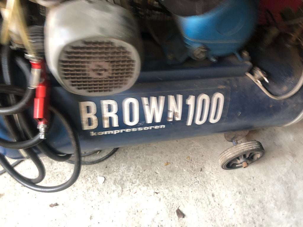 compressor 100 liter brown 2 cilindir, Bricolage & Construction, Compresseurs, Enlèvement ou Envoi, Comme neuf