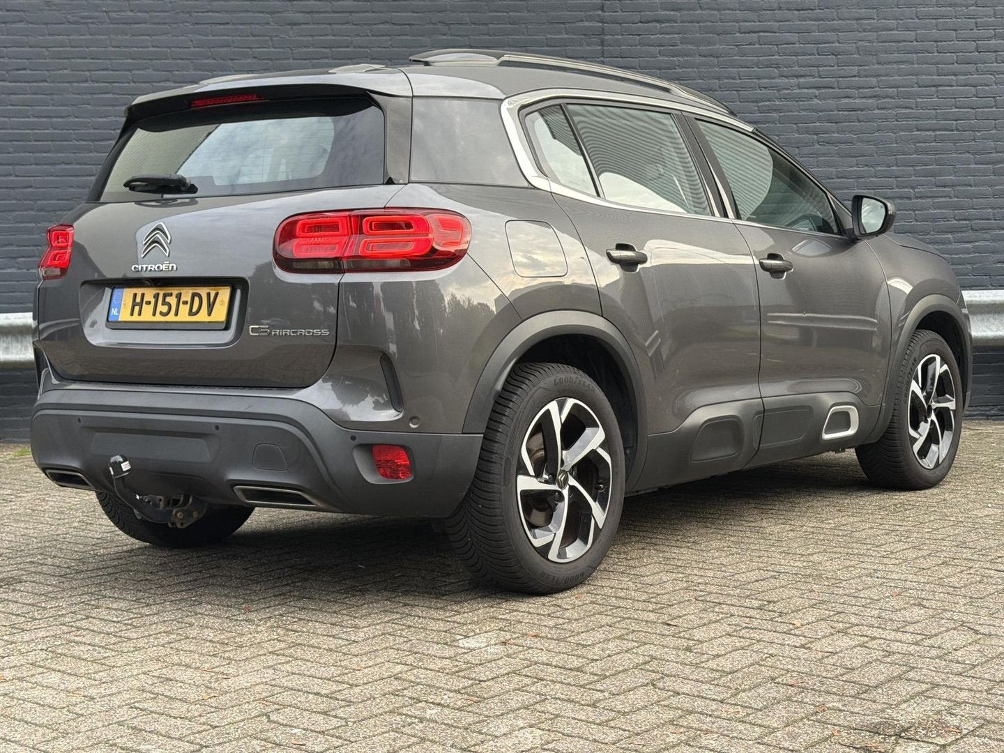 Citroen C5 Aircross 1.2 PureTech Business | € 8.900,- NETTO!, Autos, Argent ou Gris, Achat, Entreprise, Boîte manuelle