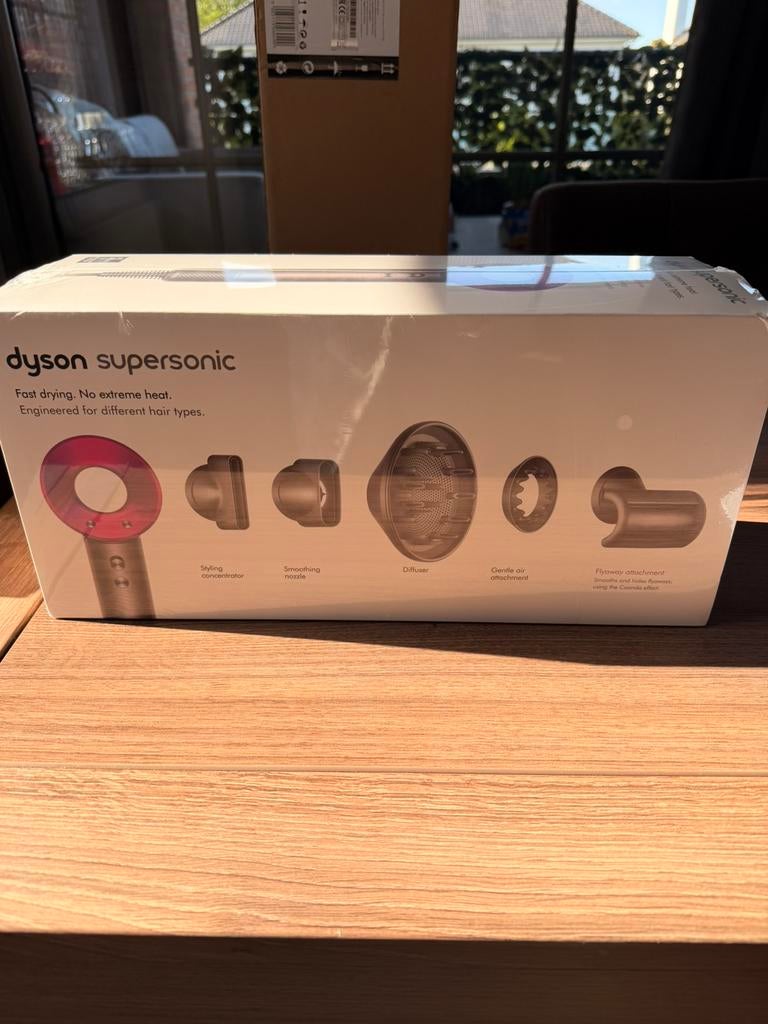 Dyson Supersonic Hair Dryer – Full Set – Excellent Condition, Ophalen, Nieuw