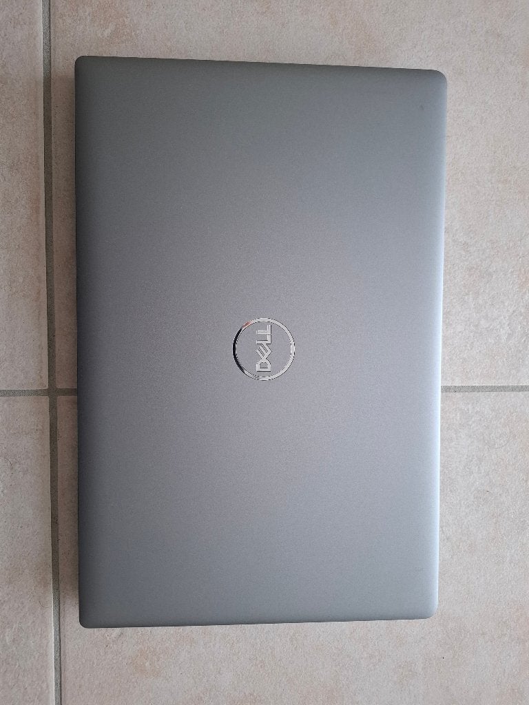 Dell Precision 3571, Comme neuf, 4 Ghz ou plus, Enlèvement, Dell